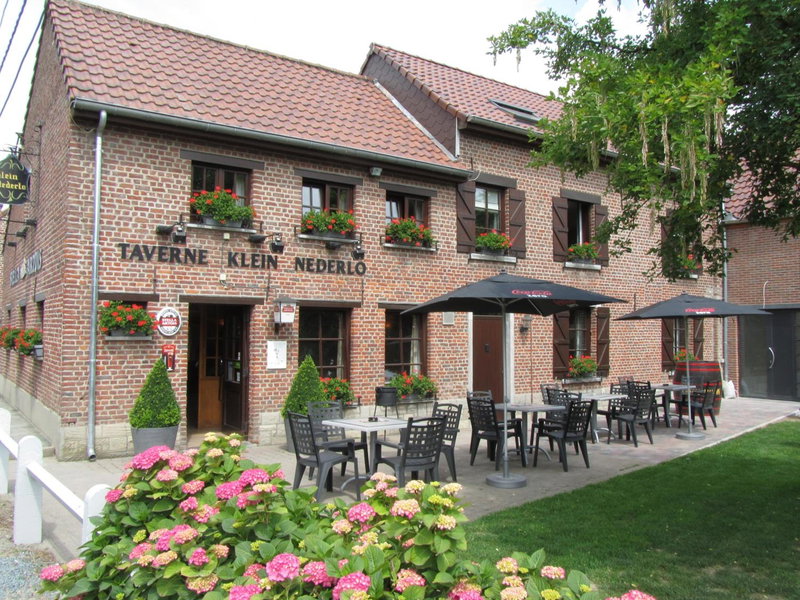 Hotel Klein Nederlo, Vlezenbeek, Belgium