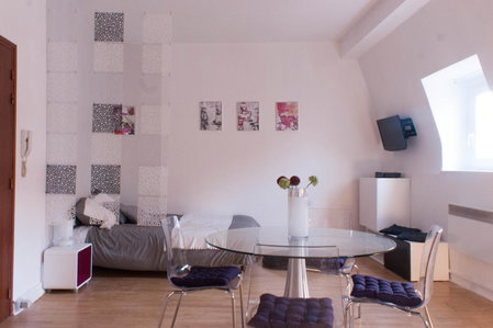 Les studios de la grand Place, Tournai, Belgium