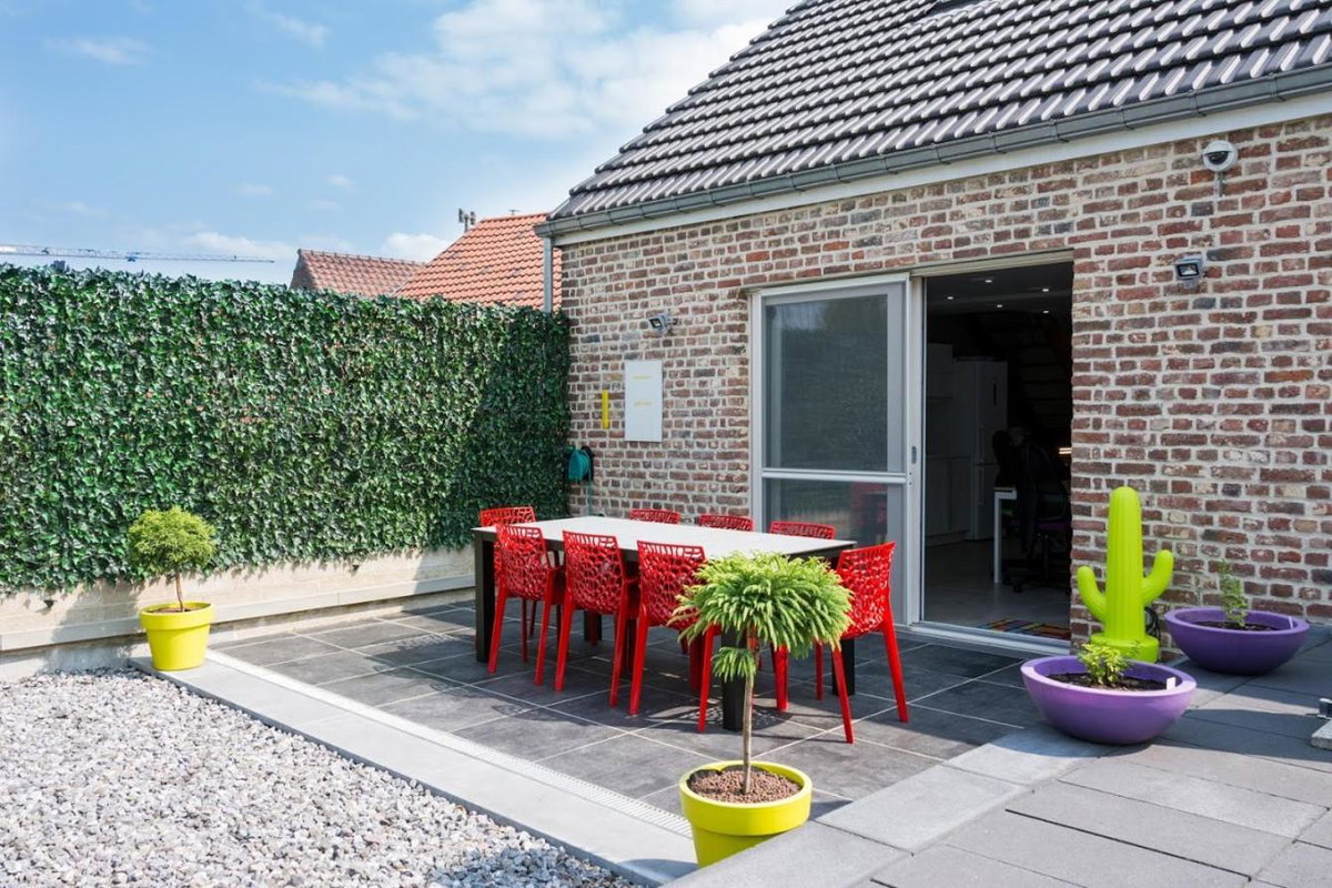 Hotel · IDDup Atrium, Oreye