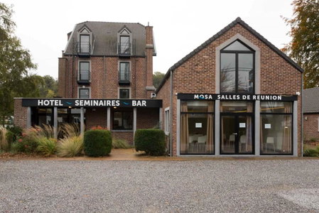 Hôtel Mosa, Hermalle-sous-Argenteau, Belgium