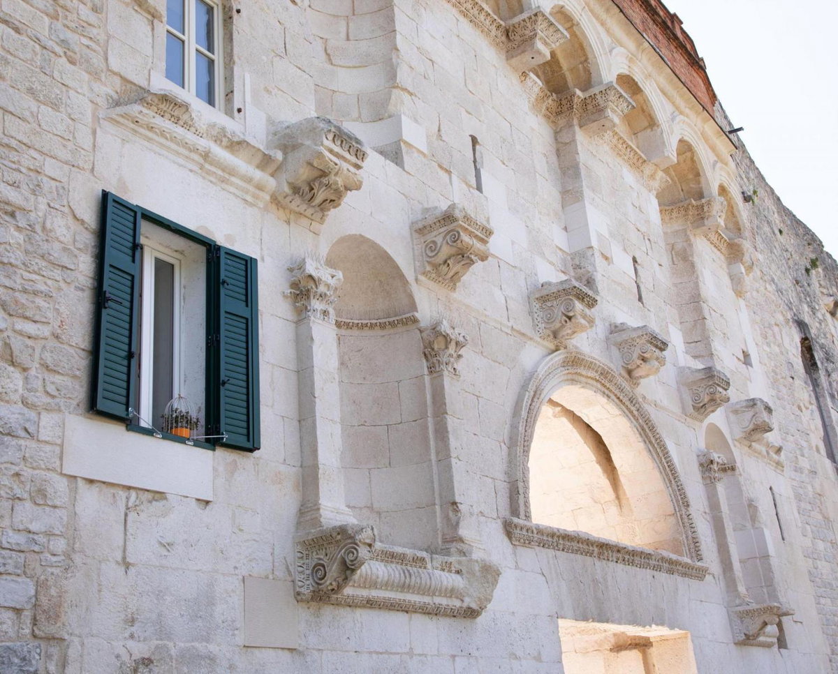 Hotel · Golden Gate Luxury Rooms - Unique UNESCO Location, Split