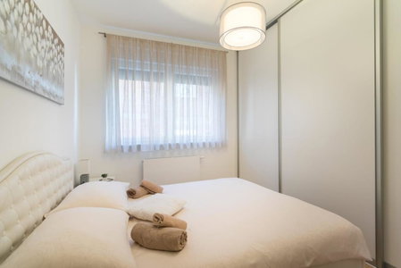 Apartment SARA - free parking for 2 cars, Zagreb, Croatia