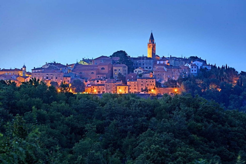 Mirakul Residence in a cute historic town, Labin, Croatia
