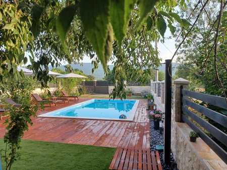 Apartment Karla SNB, Lozovac, Croatia