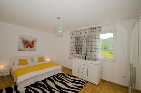 Rooms Leda, Vrlika, Croatia