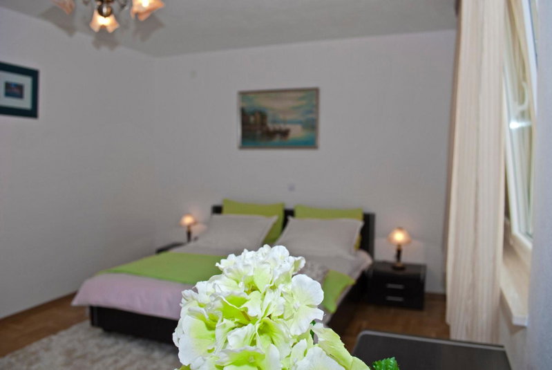 Rooms Leda, Vrlika, Croatia