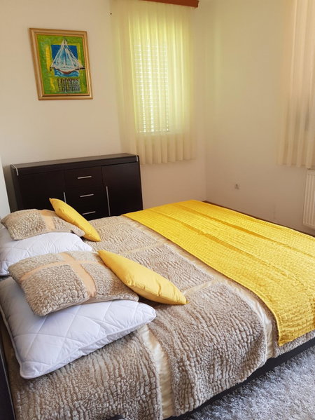 Rooms Leda, Vrlika, Croatia