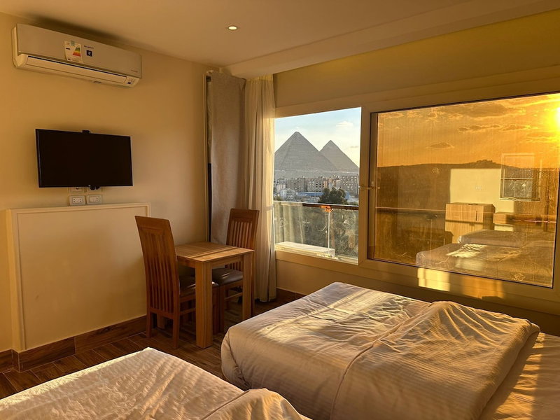 Rosetta Pyramids Inn, Giza, Egypt