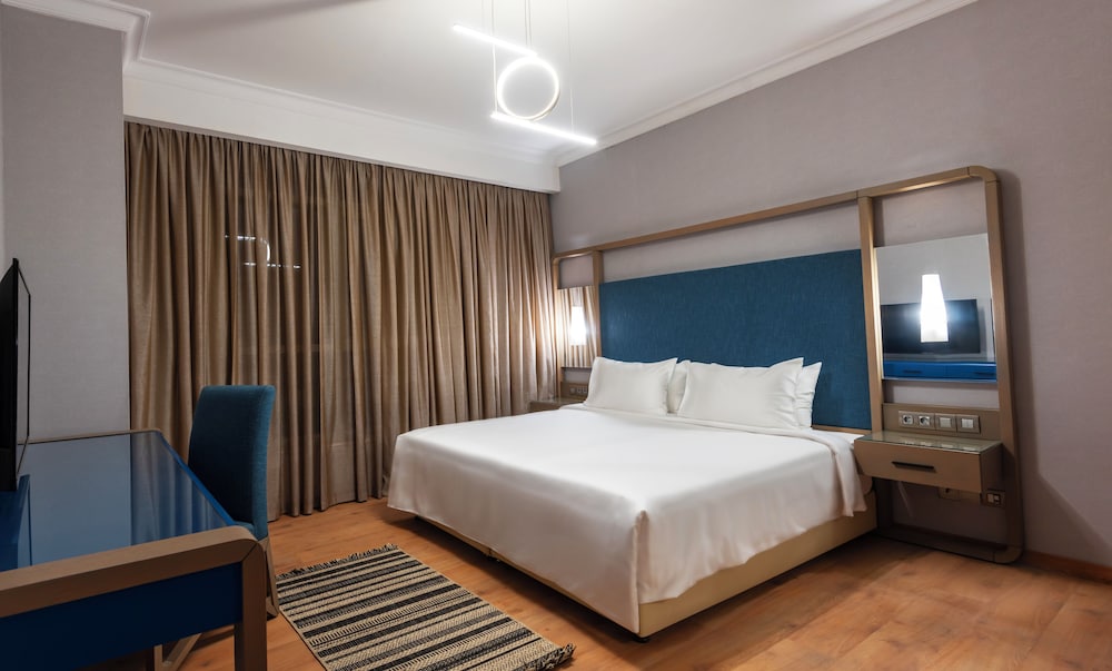 Nile Suites Plaza Apartments, Egypt