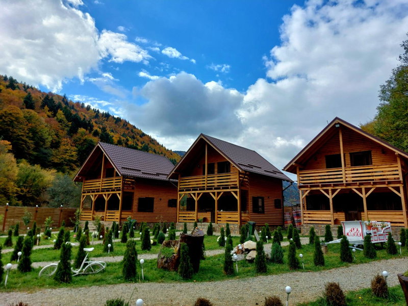 Aroa Mountain, Zărneşti, Romania