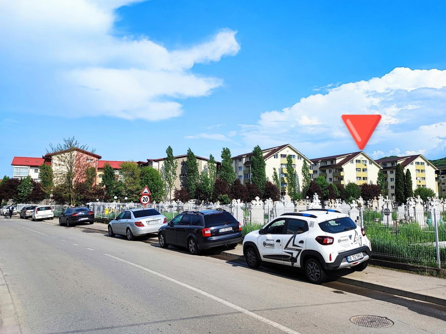 Quiet and Cozy 2 bedroom flat with free parking included, Floreşti, Romania