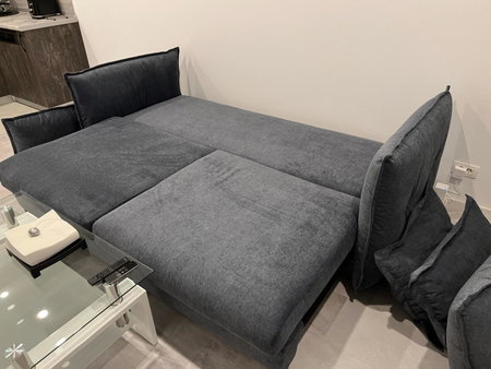 Fancy Penthouse Studio with Lakeview W10, Bucharest, Romania