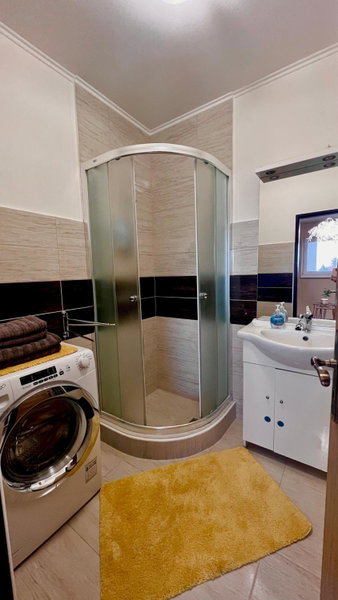 Garzon/ Studio apartment, Šahy, Slovakia