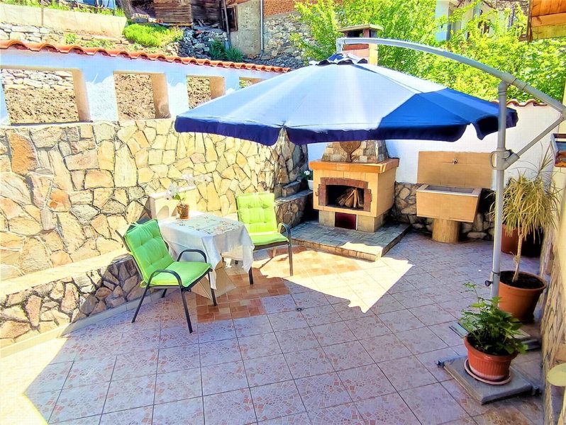 Къща Чолаков и син - стаи за гости, Devin, Bulgaria