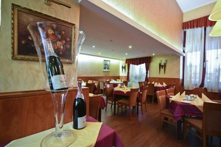 Offi Haz Hotel, Eger, Hungary