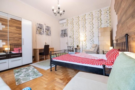 Acacia Private Rooms & Studios, Budapest, Hungary