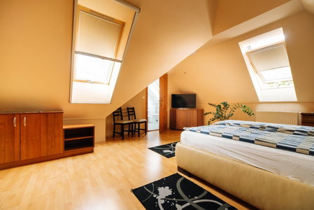 Buzavirág Apartman, Keszthely, Hungary