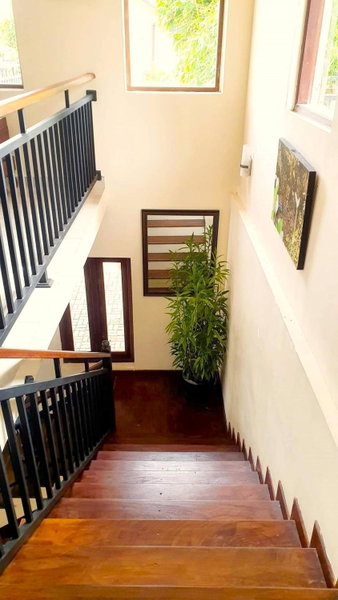 MYH - LAKE FRONT Private Serviced Villa, FREE Breakfast, Bandaragama, Sri Lanka