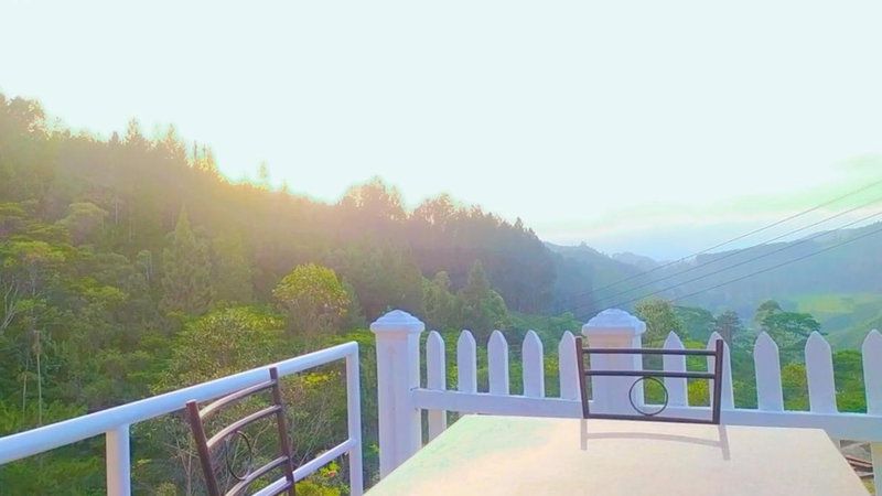Lassana Holiday Bungalow, Rozelle, Sri Lanka