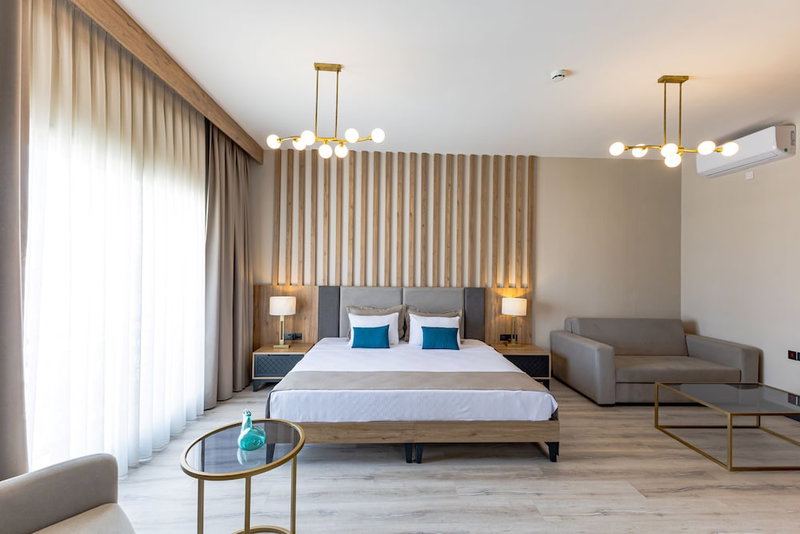Paradisos Hotel, Kirklar, Cyprus