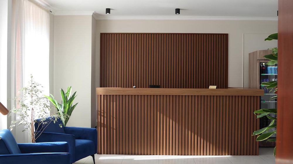 Route Hotel, Georgien