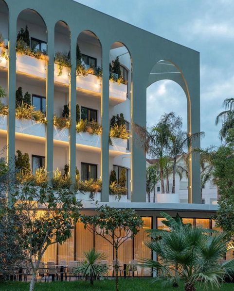 Flower Hotels & Resorts, Golem, Albania