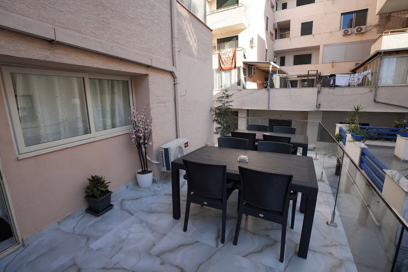 Enles Hotel, Durrës, Albania