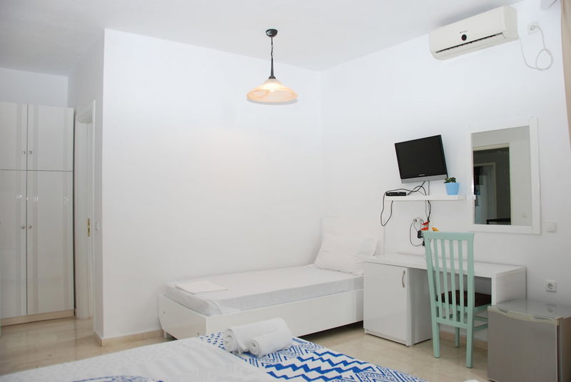 Hotel Saranda, Sarandë, Albania