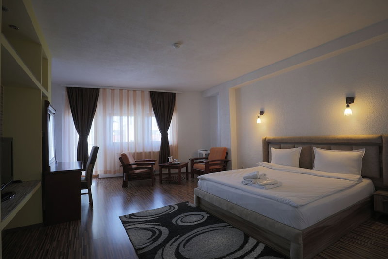 Hotel Denis & Spa, Pristina, Serbia