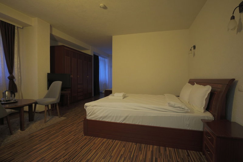 Hotel Denis & Spa, Pristina, Serbia
