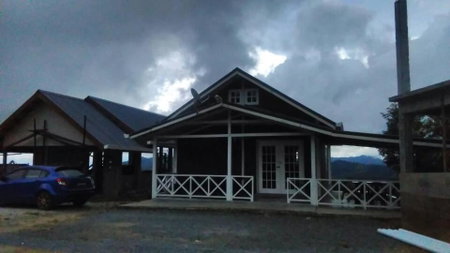 Dongorit Cabin House 1, Kundasang, Malaysia