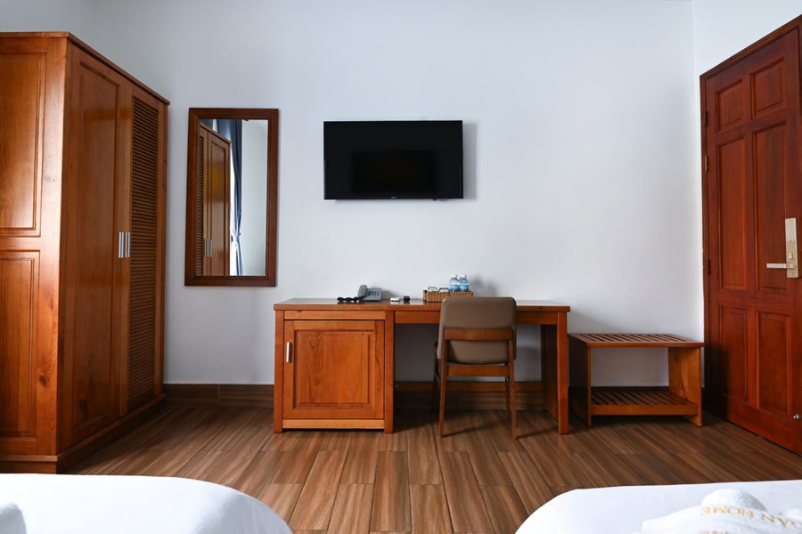 Kim Ngân Hotel, Con Dao, Vietnam