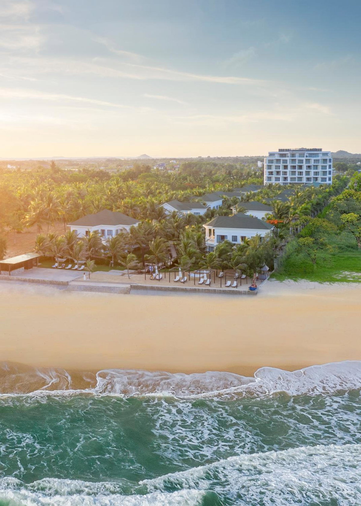 Le Palmier Ho Tram Resort - Beachfront with Private Beach, Vietnam