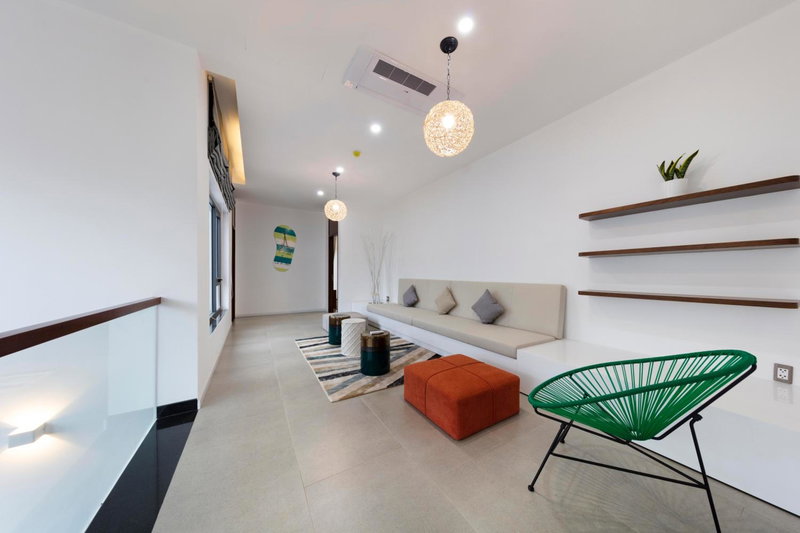 Le Palmier Ho Tram Resort - Beachfront with Private Beach, Ho Tram, Vietnam