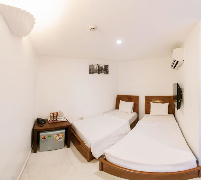 Nu Hotel - 18 Bui Vien Walkstreet, Ho Chi Minh City, Vietnam