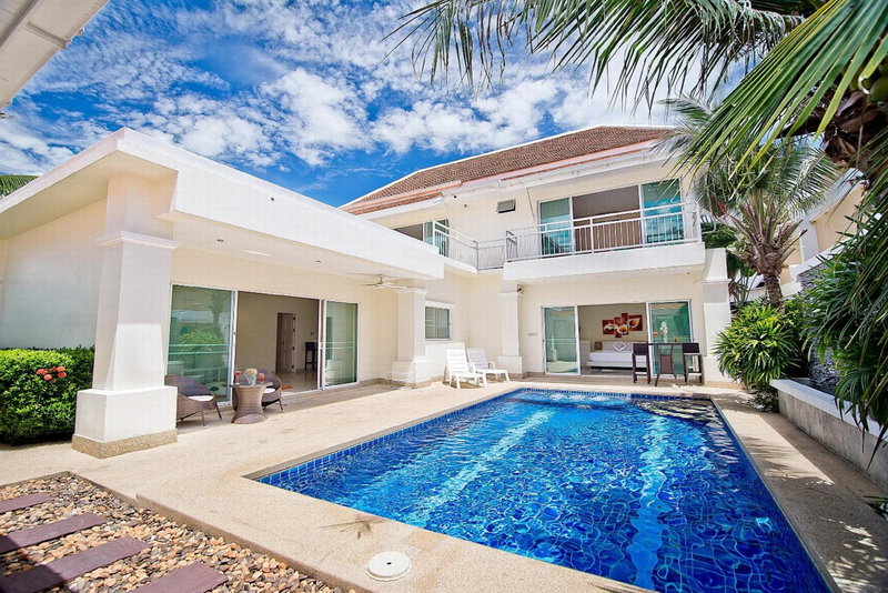 Tropicana Pool Villa, Jomtien Beach, Thailand