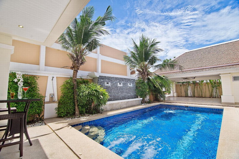 Tropicana Pool Villa, Jomtien Beach, Thailand