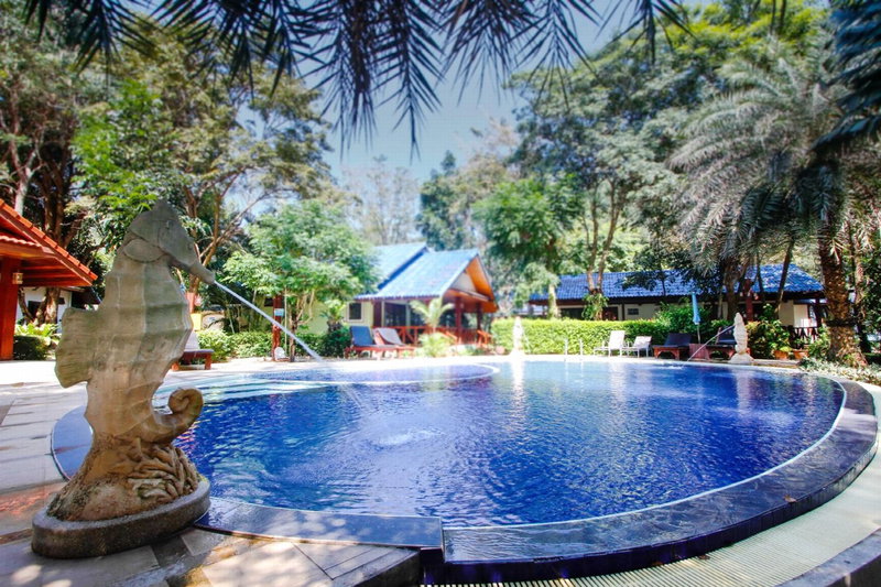 Rocky Point Resort, Thap Sakae, Thailand