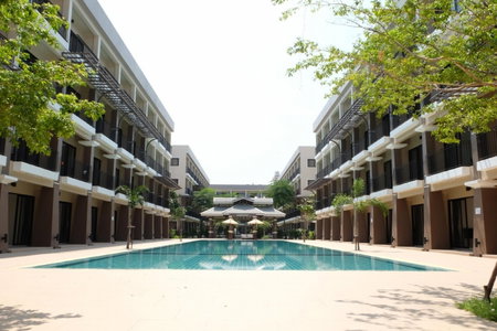 Summer Tree Hotel, Bangna, Thailand