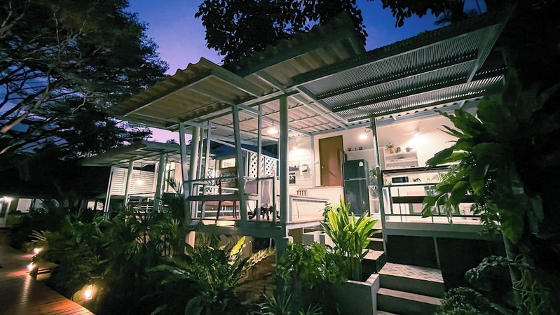 Rimsira, Pathio, Thailand