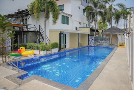 R2 Bed and Pool Kanchanaburi, Kanchanaburi, Thailand