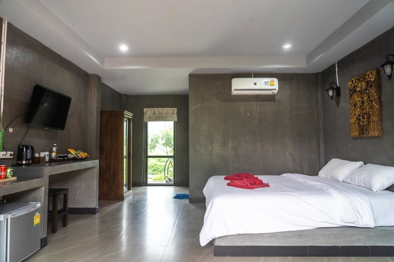 Chomview Resort, Ko Lanta, Thailand