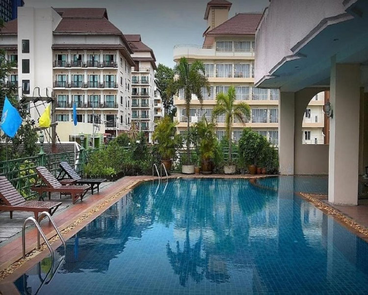 Mike Beach Resort, Pattaya Central, Thailand