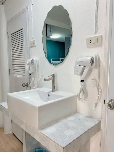 Yoghurt Home, Haad Rin, Thailand