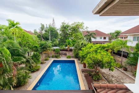 PRIVATE RESIDENCE HOSTED by Sasithorn, Nong Prue, Thailand