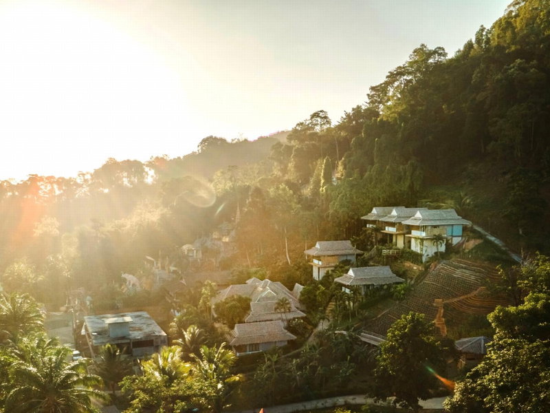 Baan Phuvara Retreat - Romantic Jacuzzi Mountain View Villas, Ao Nang Beach, Thailand