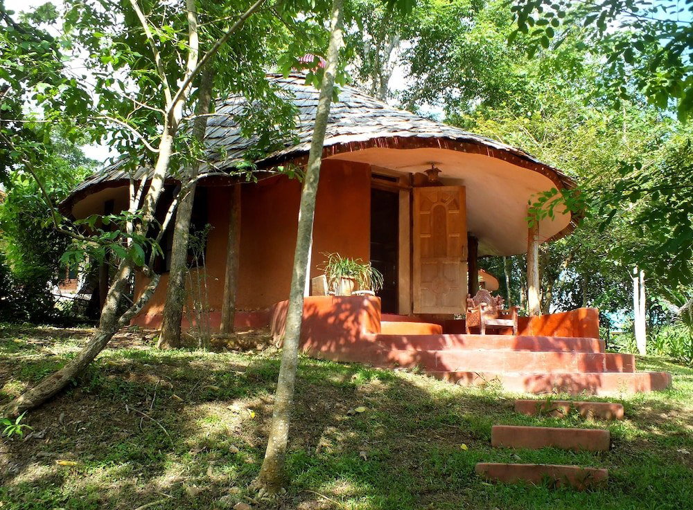 Hotel · Chiang Dao Roundhouses, Chiang Dao