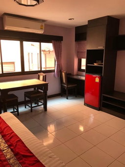Zip Lounge & Apartments, Pattaya, Thailand