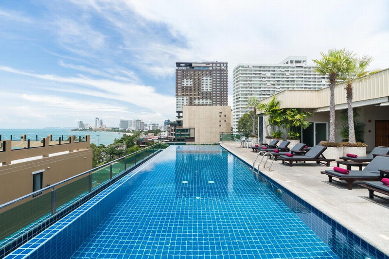 Sea Me Spring Too Hotel, Pattaya Central, Thailand