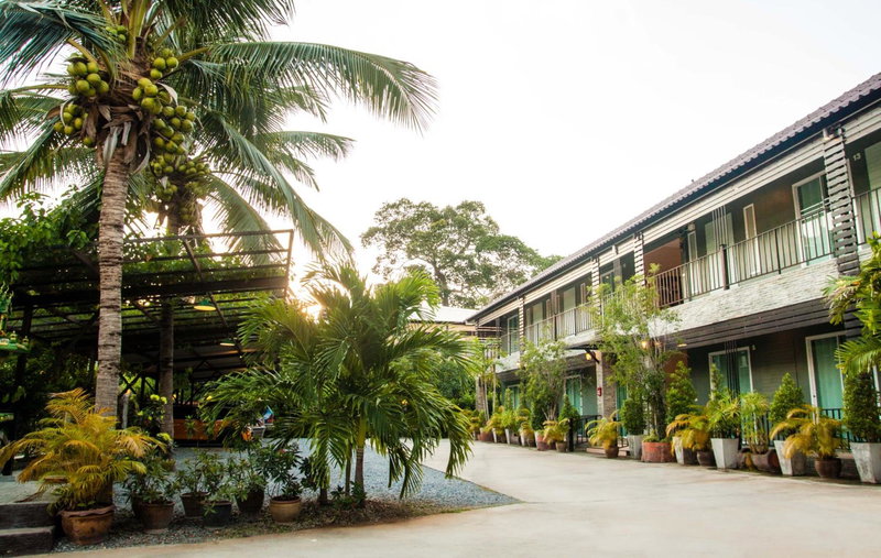 บ้านชมเขา - Baan Chom Khao, Pak Chong, Thailand